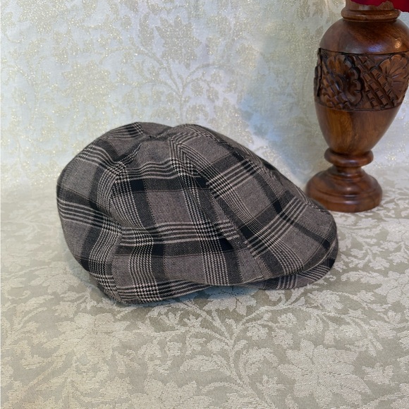 Penguin Brown Plaid Newsboy Cap - Picture 3 of 6